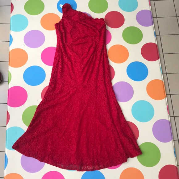 Decode dress in red lace off the shoulder shimmer - Picture 4 of 8